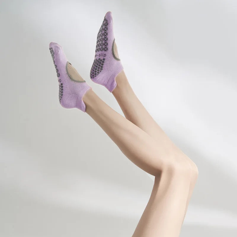 Xianghui Custom logo Colorful Summer Breathable Mesh Soft New Design Custom Pilates Yoga Socks Anti slip