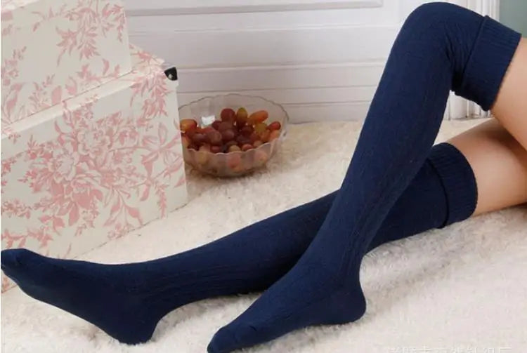 XIANGHUI Factory Wholesale Knee High Knitted Wool Socks Women High Quality Socks for Girls