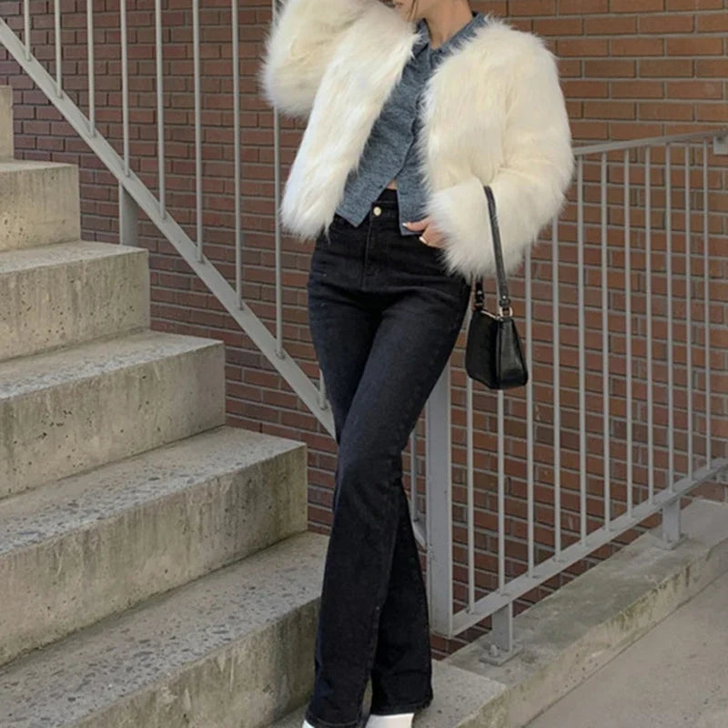 SF AL 24T328 Long Sleeves Short Slim Faux Fur Coat Crew Neck Pure Color Polyester Women's Faux Fur Coats
